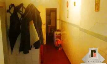 Imagem 3: Casa antiga para reforma