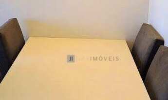 Imagem 4: Apartamento com 2 dormitórios, sala ampla para 2 ambientes, 1 banheiro, 1 vaga de garagem