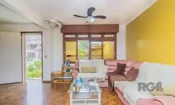 Imagem 2: Casa sobrado no Jardim Botânico de 5 dormitórios e 4 vagas