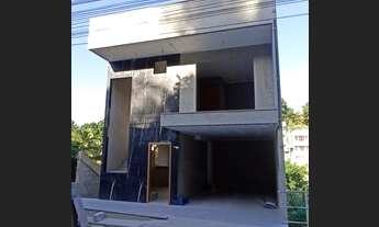 Imagem: VENDO CASA NOVINHA