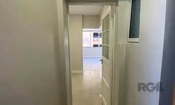 Imagem 6: Apartamento com vista para o Guaíba 2D no 14 andar, com 80m2 totalmente reformado, mobilia