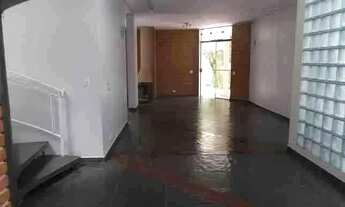 Imagem 2: Casa para alugar em Santana de Parnaíba, Alphaville, com 4 quartos, com 290 m², Residencia