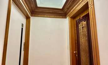 Imagem 2: Imóvel para venda possui 265 metros quadrados com 4 quartos em Praia da Costa - Vila Velha