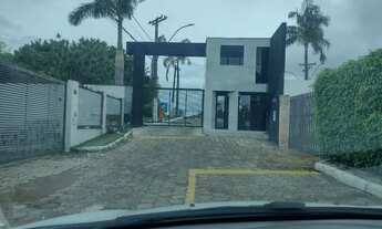 Imagem 2: SHA conjunto 4 , casa com 4 quartos sendo 3 suítes, lazer, condomínio fechado