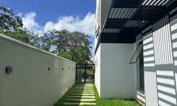 Imagem 7: E-S-P-E-T-A-C-U-L-A-R C-A-S-A N-O A-Z-U-R