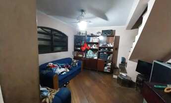 Imagem 2: Sobrado frontal contendo 2 casas no terreno, 5 quartos e 2 Vagas na Penha