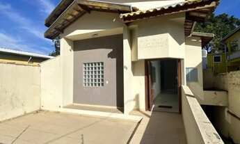 Imagem 1: Casa em Jacareí 5 salas 4 banheiros e grande garagem subsolo