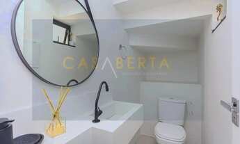 Imagem 3: Sobrado dos Sonhos à Venda no Bairro Alto, fachada de vidro, planta bem distribuída , com