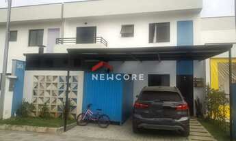 Imagem: Casa de condomínio em Rua das Morangueiras