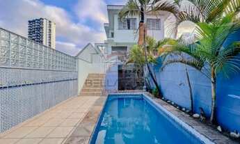 Imagem: Casa à venda na Vila Bertioga 186m²