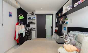 Imagem 6: Casa para venda em Parque São Domingos com 4 quartos, sendo 2 suítes , 210m²