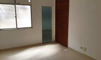 Imagem 2: Sala para venda 36 m2 (2 salas com banheiro e copa) no Centro de Madureira. Prédio com ele