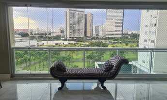 Imagem 3: Apto enorme para aluguel possui 241 metros quadrados com 4 quartos na Água Branca - SP