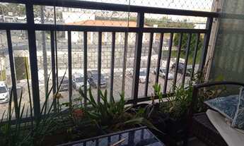 Imagem 4: Flex Carapicuíba - varanda grande e três quartos