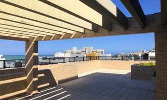 Imagem 3: Apartamento 3 quartos, DCE , 2 vagas lado a lado no subsolo, prédio lado da praia de Jatiu