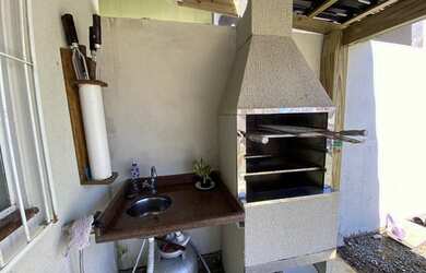 Imagem 5: Casa para venda com 80 metros quadrados com 2 quartos em Centro - Balneário Piçarras - SC