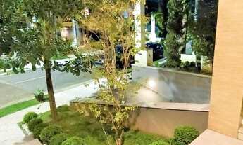 Imagem 4: Casa de condomínio fechado semi nova 450 metros quadrados com 4 quartos espaço p piscina