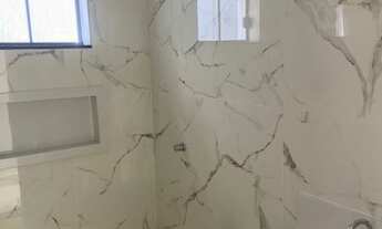 Imagem 5: JL-Vendo linda casa com pé direito alto, churrasqueira, moderna - QNL 01 - Taguatinga Nort