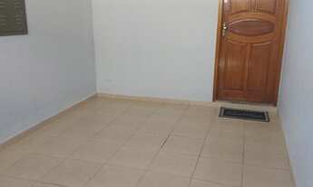 Imagem 4: Casa de esquina, para venda possui 75 metros quadrados com 2 quartos