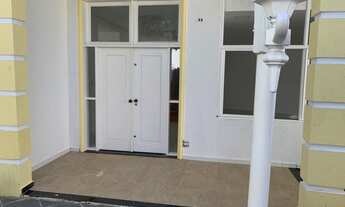 Imagem 7: ÓTIMA CASA REFORMADA COM 4 SUÍTES COM ELEVADOR