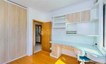 Imagem 6: Apartamento para venda tem 92 metros quadrados com 3 quartos em Três Figueiras - Porto Ale