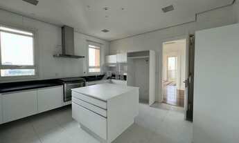 Imagem 6: PRÓXIMO AO CLUBE PINHEIROS - CONDOMÍNIO PROCURADO