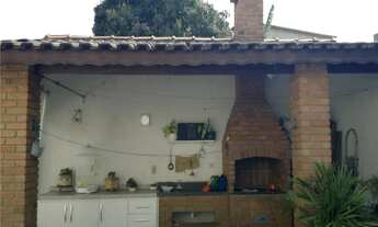 Imagem: Sobrado Muito Arejado, Em Rua Tranquila