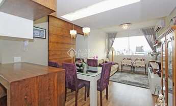 Imagem 6: Apartamento mobiliado com dois dormitórios e suíte no bairro Petrópolis