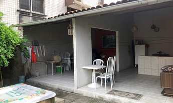 Imagem 6: Casa para venda possui 269 metros quadrados com 4 quartos em Encruzilhada - Recife - PE