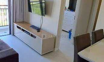 Imagem 2: Apartamento com 2 dormitórios, sala ampla para 2 ambientes, 1 banheiro, 1 vaga de garagem