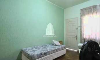 Imagem 2: CASA TÉRREA RESIDENCIAL DE 100M², POSSUI 2 DORMITÓRIOS, 1 SALA E 1 VAGA, À VENDA NA REGIÃO