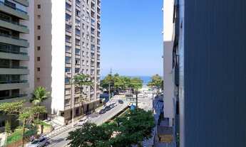 Imagem 4: Apartamento 1 por andar, 3 suítes, 1 lavabo, dependência, sacada, vista ao mar, 2 vagas de