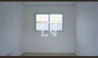 Imagem 2: Casa para Aluguel - Jardim Éster Yolanda, 2 Quartos, 60 m2