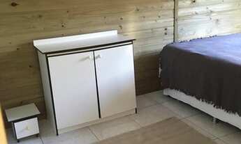 Imagem 6: ALUGO CASA DE MADEIRA AMPLA 1 QUARTO AR CONDICIONADO MOBILIADA