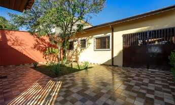 Imagem 2: Casa Térrea em rua tranquila, perfeita par você!