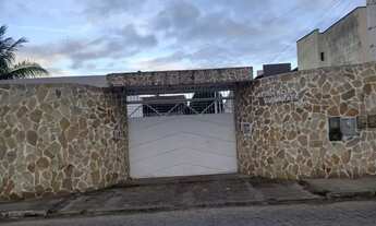 Imagem 2: Casa em rua pública