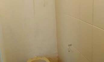 Imagem 2: Casa térrea e independente, com garagem