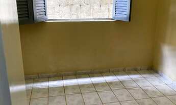 Imagem 7: Alugo casa atrás do Sesi