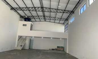 Imagem 3: GALPAO 240m2 Galpão / depósito com 4 vagas na garagem