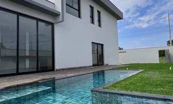 Imagem 4: Sobrado para venda com 235 metros quadrados com 4 quartos em Plano Diretor Sul - Palmas