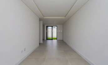 Imagem 2: Triplex Santa Felicidade condominio fechado -Condominio Trevison