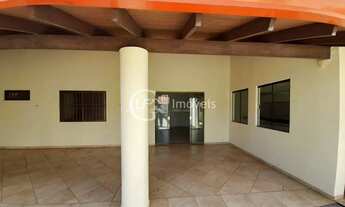 Imagem 5: Casa a Venda com Localização Privilegiada. Ótima Para Investidores.!!