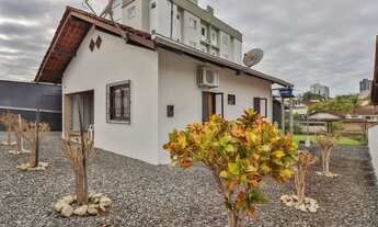 Imagem: Casa à Venda em Timbó/SC Bairro das Capitais