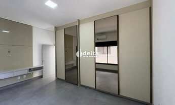 Imagem 6: Casa em condomínio disponível para venda no bairro Bosque dos Buritis em Uberlândia-MG