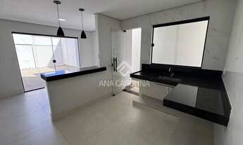 Imagem 5: Linda Casa à Venda no Bairro Vila Campos