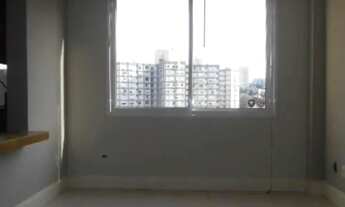 Imagem 4: IMOBILIÁRIA SCHOTKIS VENDE COM EXCLUSIVIDADE APARTAMENTO DE 01 DORMITÓRIO, (ALUGADO) 8º AN