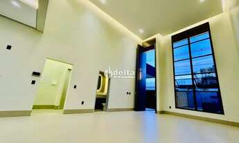 Imagem 7: Casa residencial com 3 suítes disponível para venda no bairro Grand Ville em Uberlândia-MG