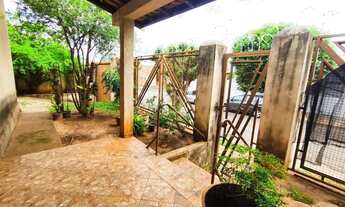 Imagem: CASA DE ESQUINA NA VILA MARGARIDA