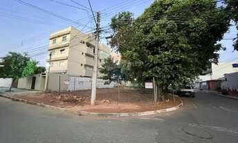 Imagem: Lote de esquina no Jardim América, ao lado