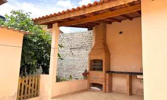 Imagem: Casa com 4 Quartos à venda, próximo ao